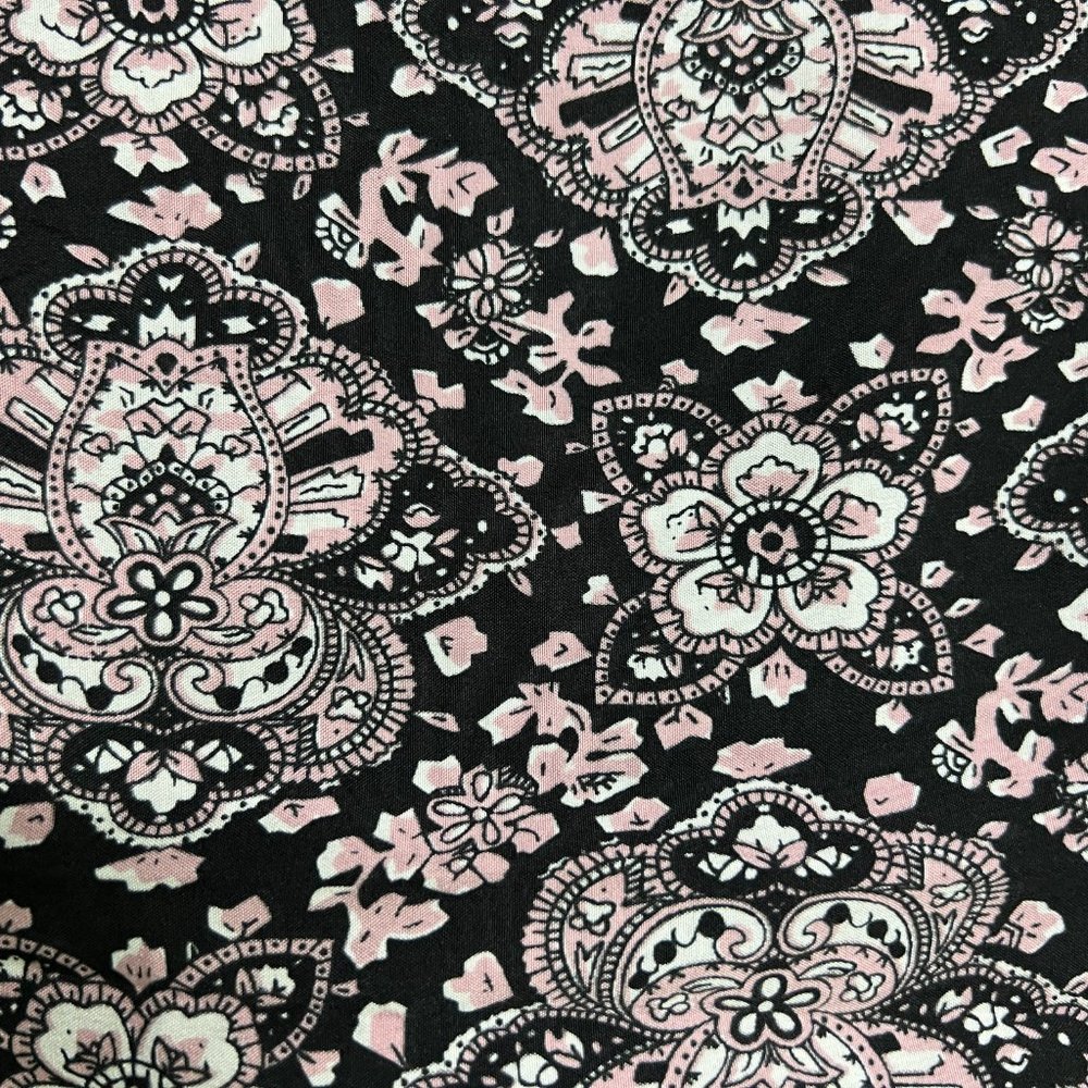 [NWOT] Chic Printed Black Sleeveless Top with attachable sleeves. - Picture 6 of 6